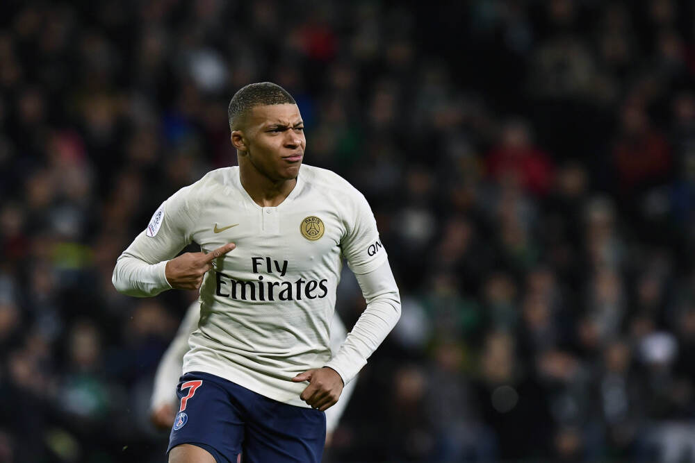 紫光股份：重新递交H股上市申请